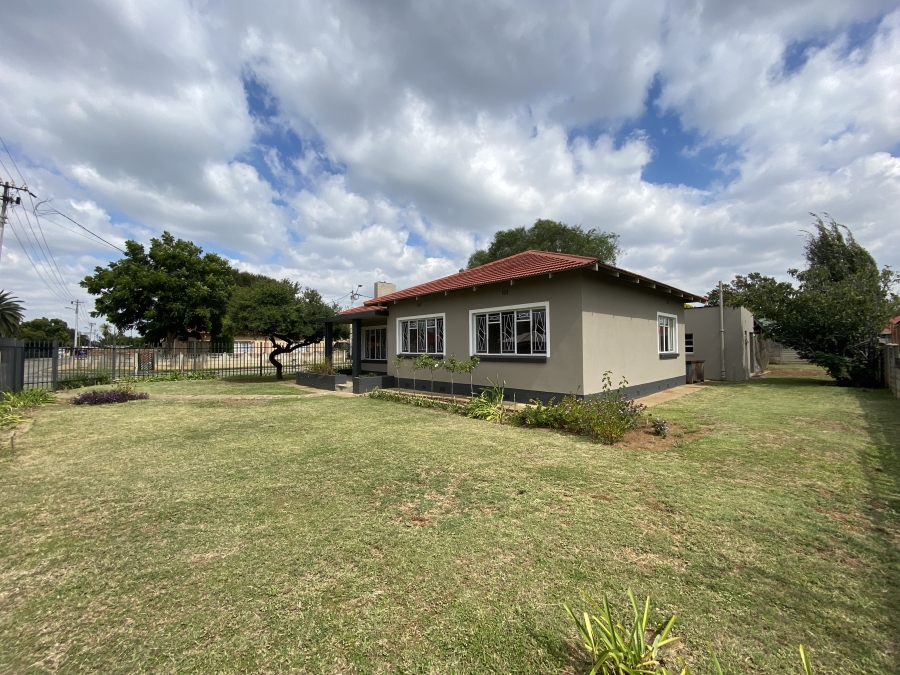 3 Bedroom Property for Sale in Potchefstroom North West